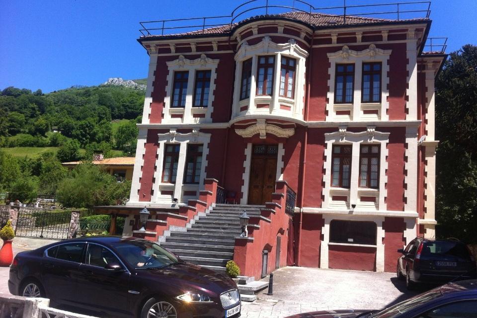 Hotel Restaurante Parador De Фелечоса Екстериор снимка